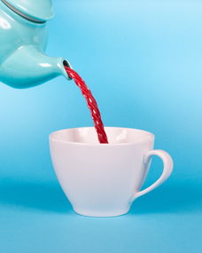 揭秘小水杯品牌，如何用一杯水征服消费者心