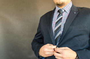 成人西服品牌全解析，品质、风格与选择的完美融合