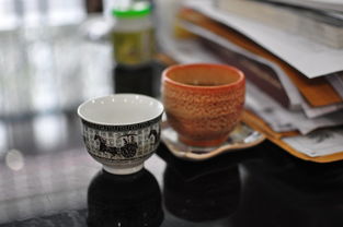 揭秘品牌大红水杯，一款引领时尚潮流的喝水神器！