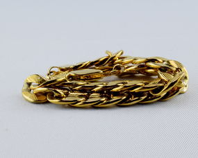 探索小众品牌黄金手链的魅力