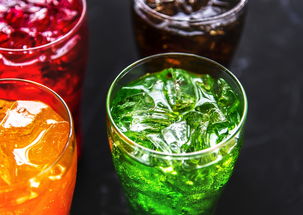 水杯里的快乐源泉—盘点几款适合装可乐的品牌水杯