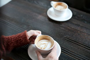 男生适合吃什么奶茶品牌？全面解析各大品牌特色与口感