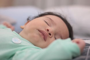 高端品牌睡眠面膜推荐—让你拥有婴儿般肌肤的秘密武器